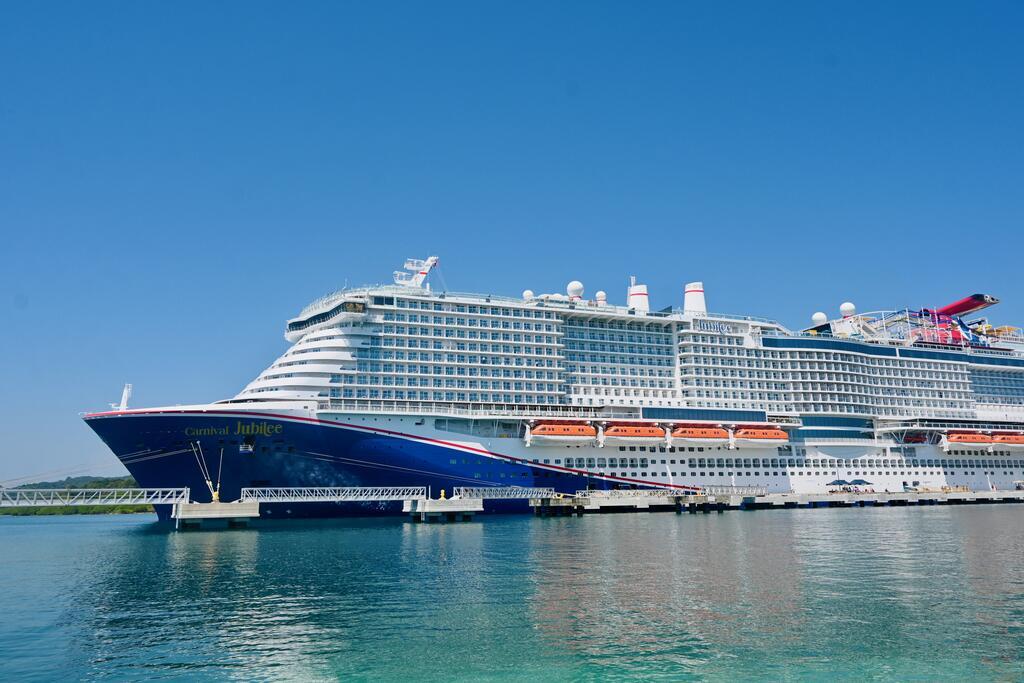 What is the largest Carnival cruise ship? (2025) Cruise.Blog